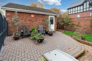 FRONT GARDEN- click for photo gallery